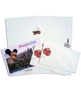 Disneyland - Lot with Postcard, Lette Paper and Envelope